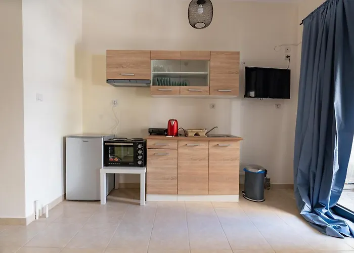 Ag. Ioannis Metro Station Studio 1 Bed 2 Pers