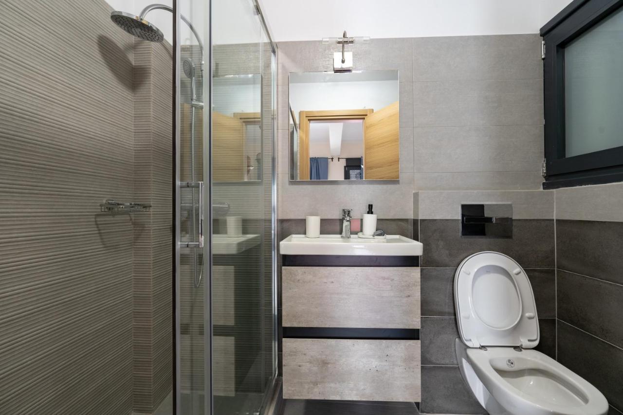Apartment Ag. Ioannis Metro Station 1 Bed 2 Pers Athens