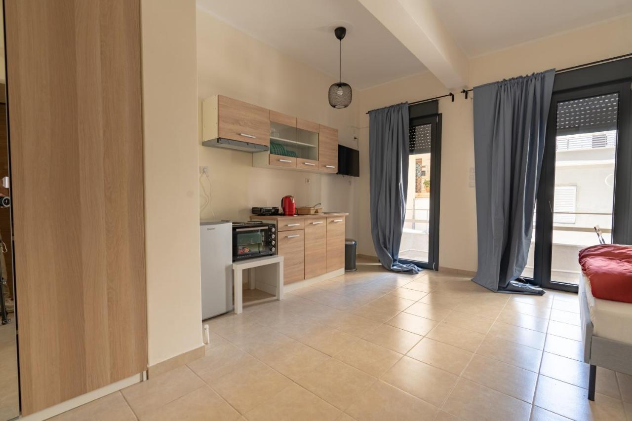 Ag. Ioannis Metro Station 1 Bed 2 Pers * Athens